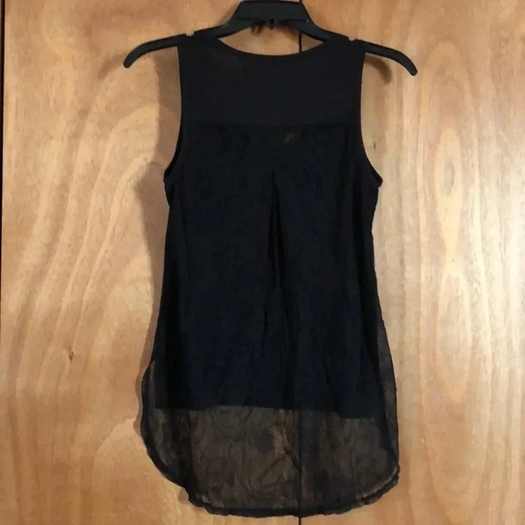 🍉black high-low lace back tank - Picture 3 of 4